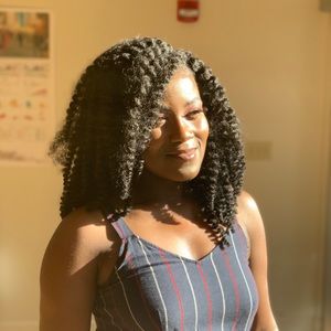 Meet your Posher, Jennifer